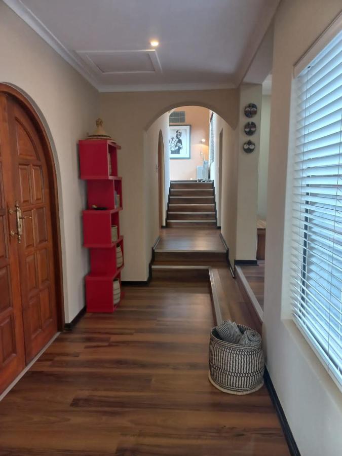 Отель Pablo House Йоханнесбург Экстерьер фото